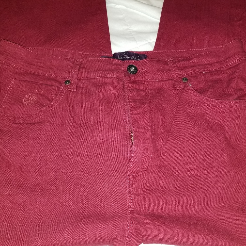 Gloria Vanderbilt jeans